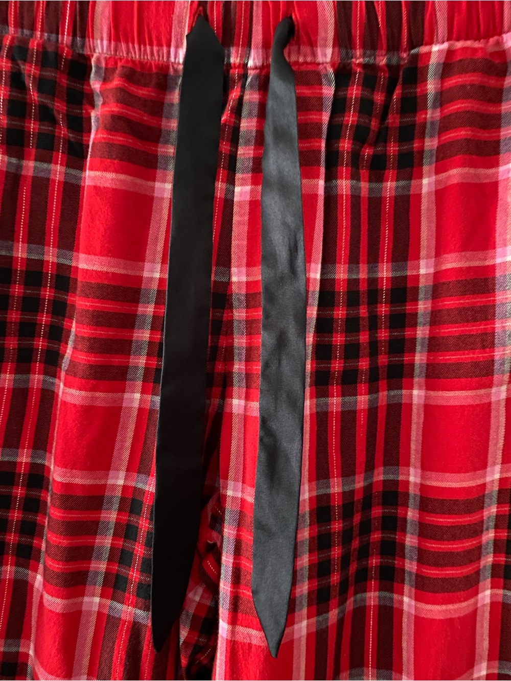 Victoria’s Secret Women’s Pajama Set 2 Piece Red&Black Plaid Gold Thread - Picture 12 of 16